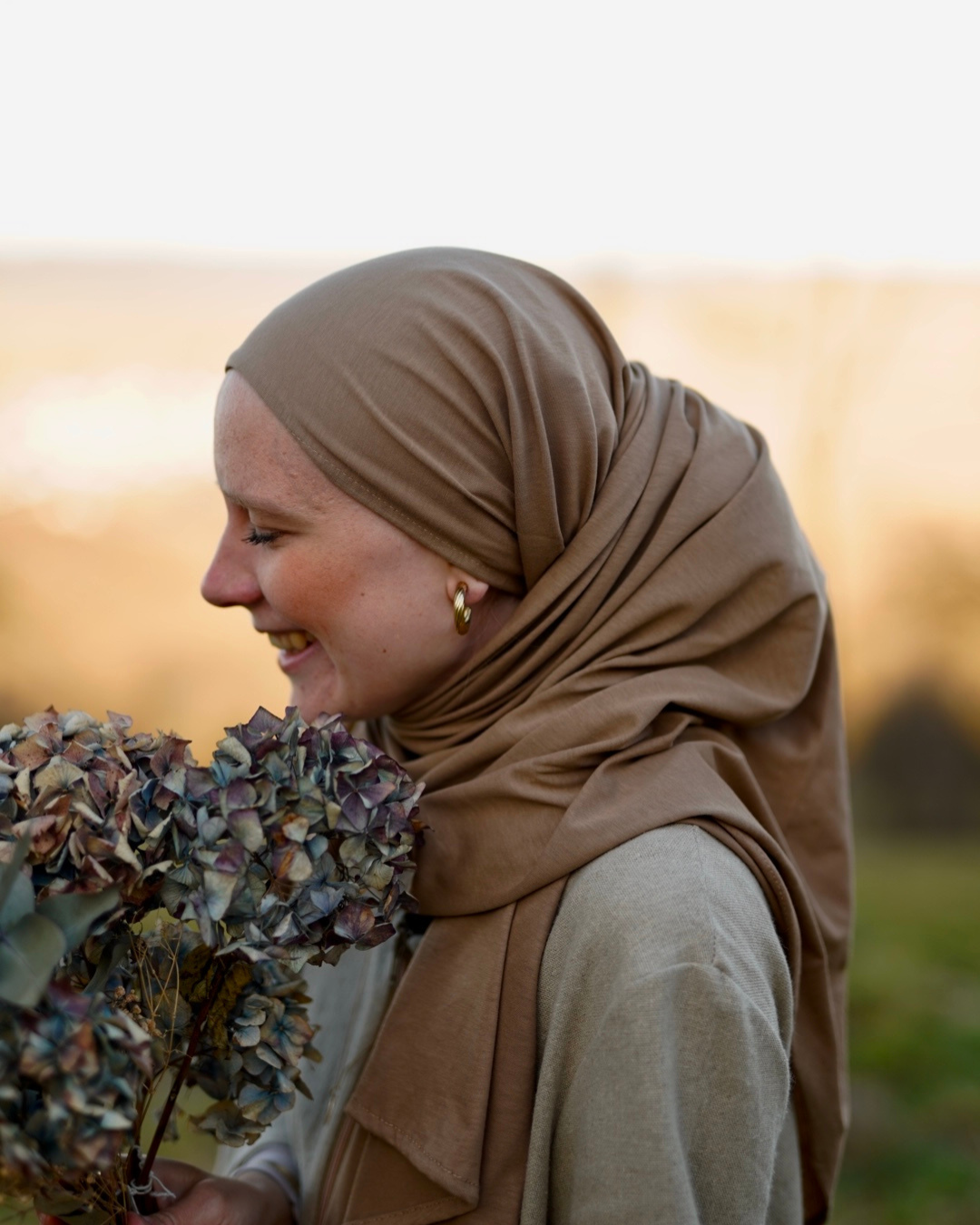 Lightweight jersey hijab "Hava" made from 100% organic cotton - Warm Almond