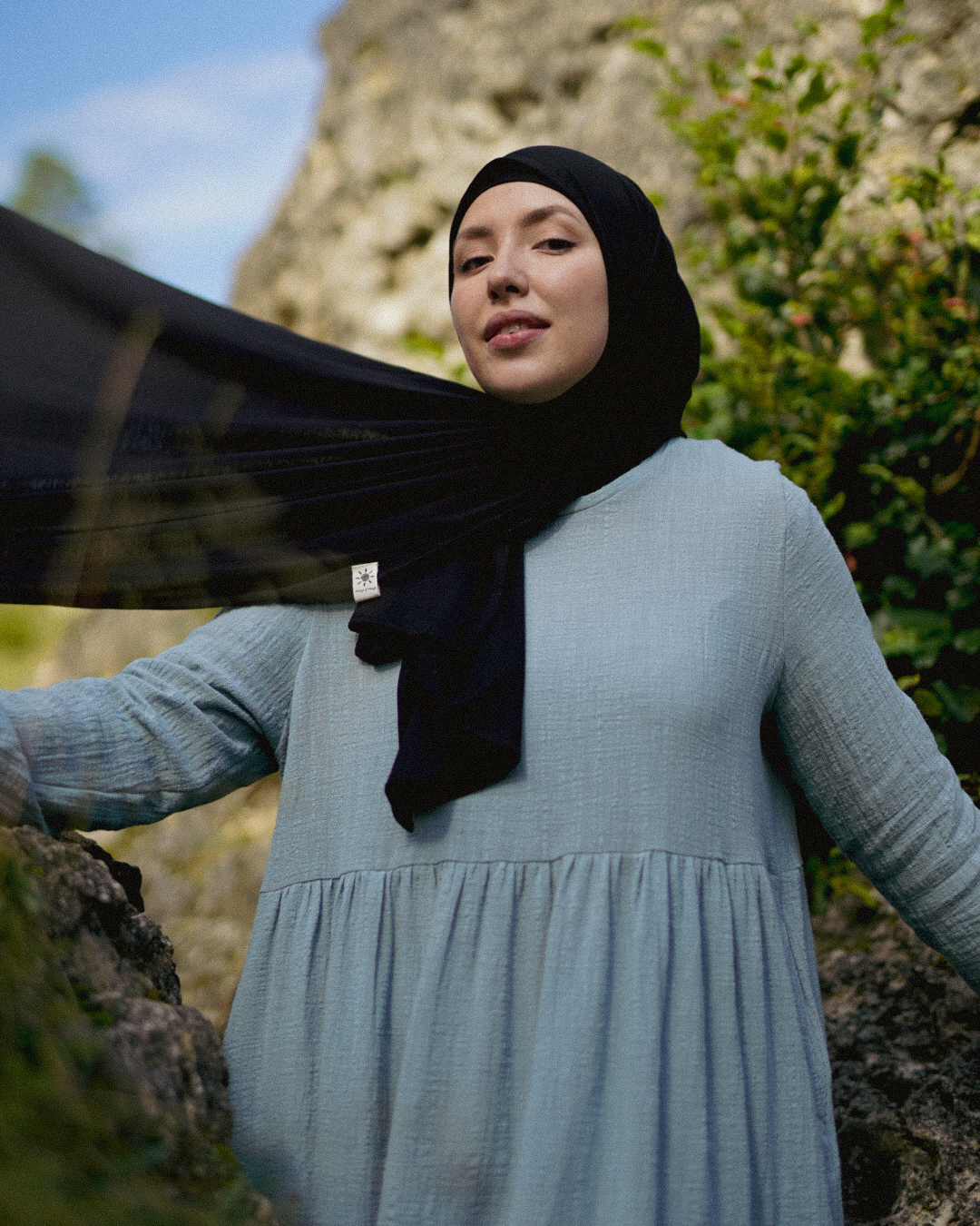 Lightweight jersey hijab "Hava" made from 100% organic cotton (Black Night)