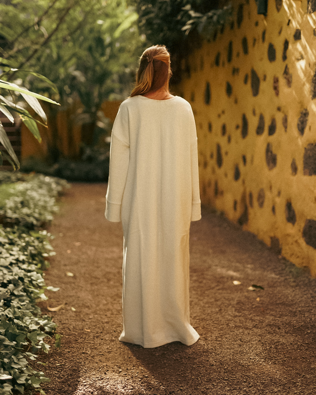 Warm "Laila" abaya made from organic cotton (marzipan)