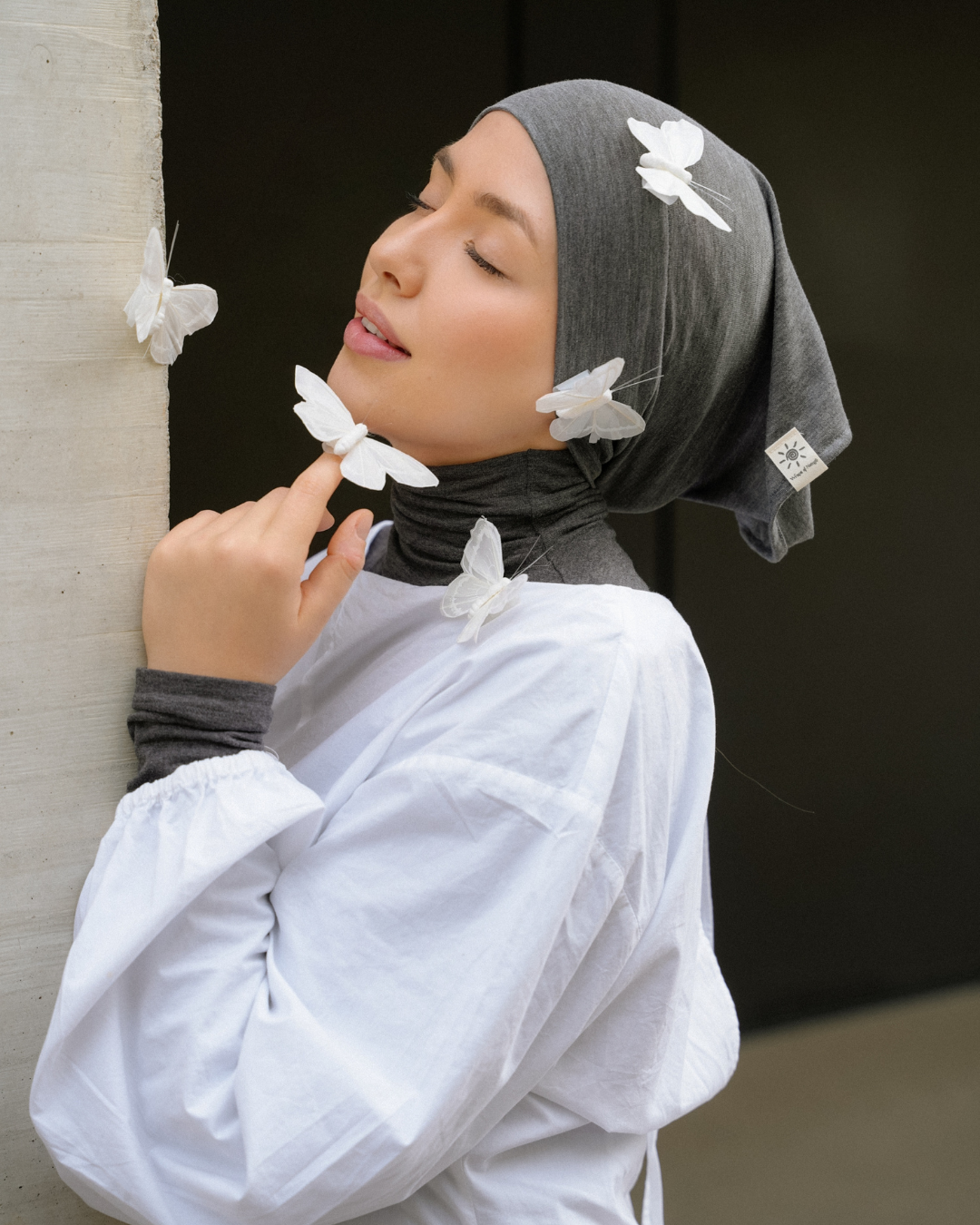 Tube bonnet made of silk and organic cotton "Mariposa" (Grey Melange)