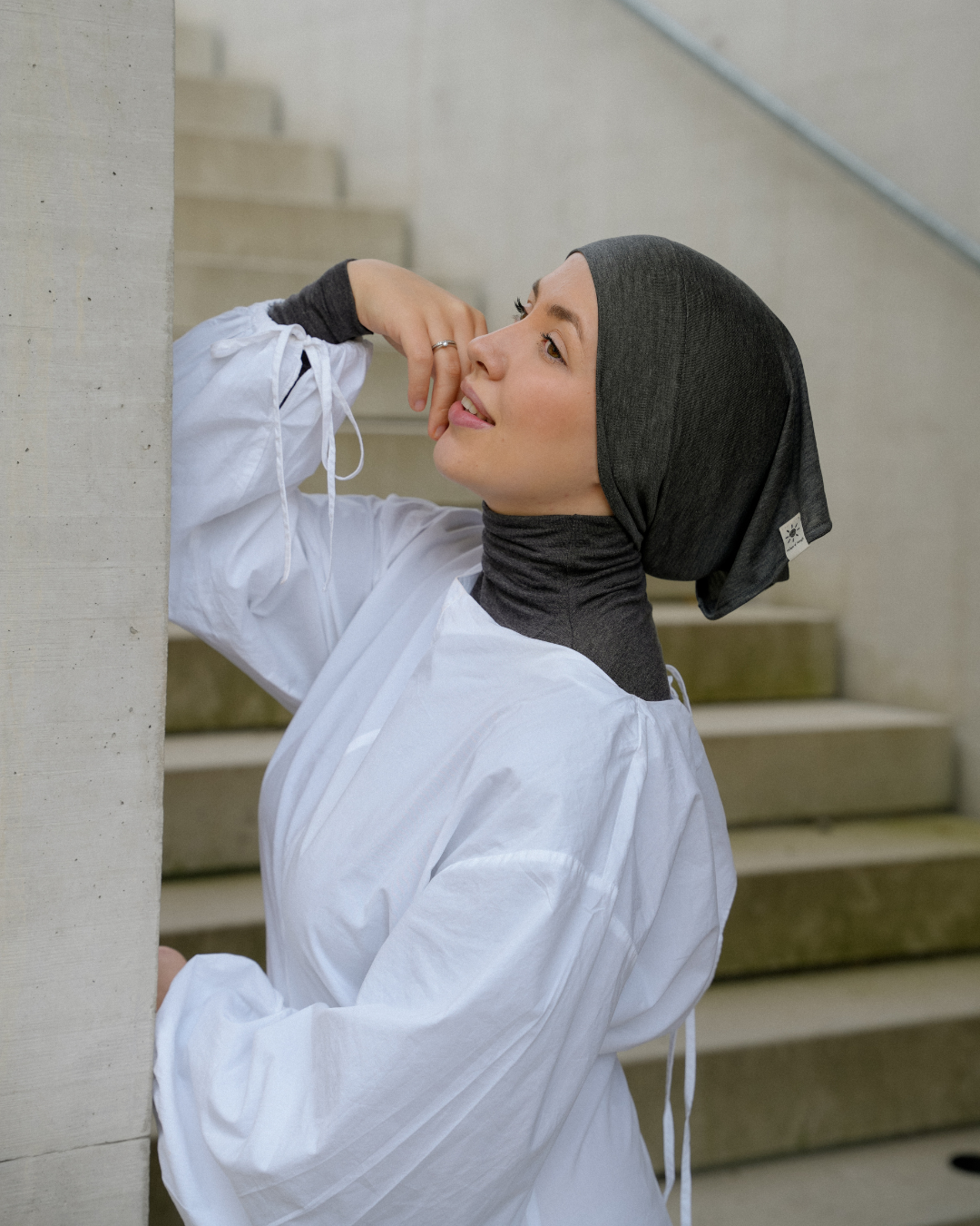 Tube bonnet made of silk and organic cotton "Mariposa" (Grey Melange)