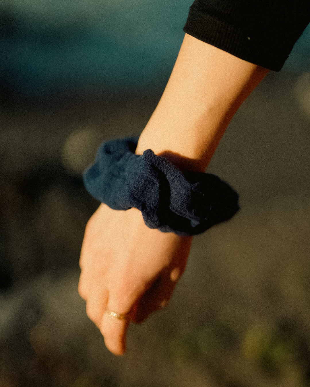 Nature Scrunchie (Maya Navy)