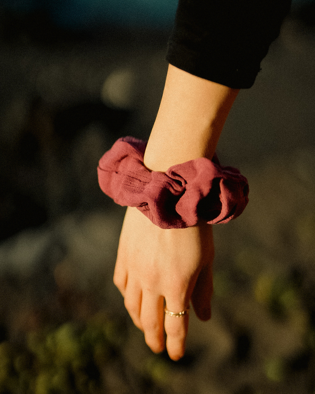 Nature Scrunchie (Sandy Wildberry)