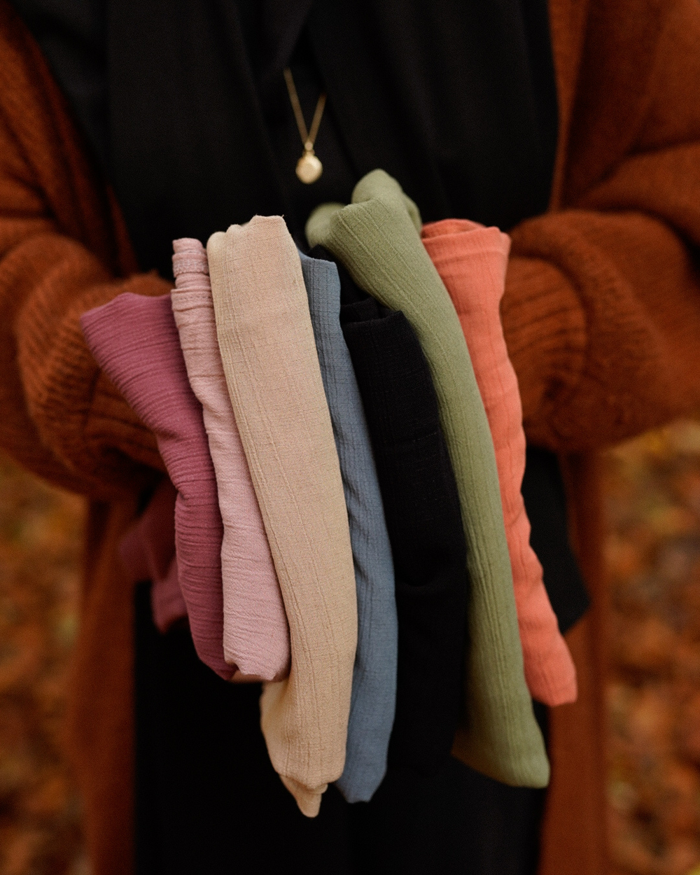 Crinkle chiffon hijab "Sandy" made of viscose and linen (Lilac)