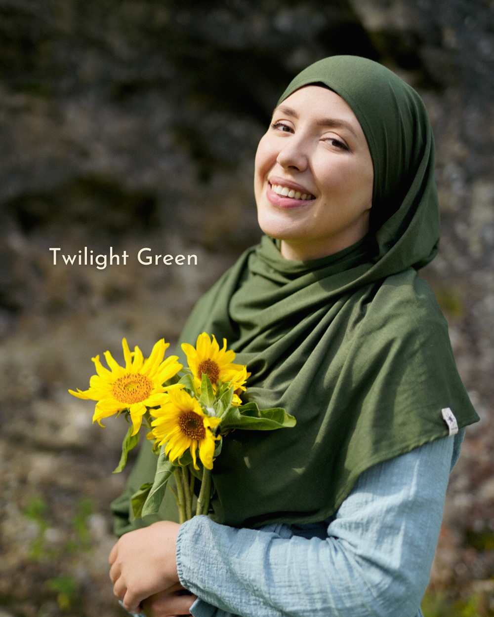 Set of 3 lightweight hijab "Hava" made from organic cotton (Morning Sky, Twilight Green, Black Night)