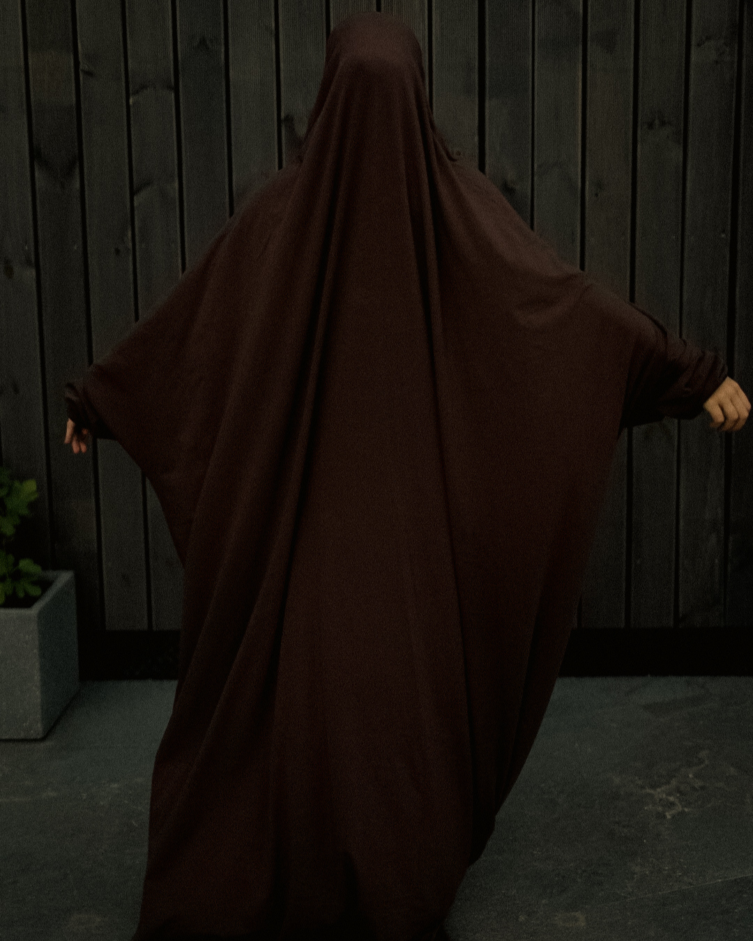 Prayer dress / Jilbab made from organic cotton (Chocolate)