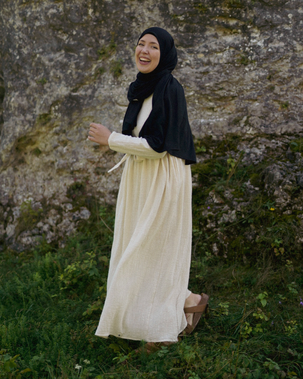 Lightweight jersey hijab "Hava" made from 100% organic cotton (Black Night)