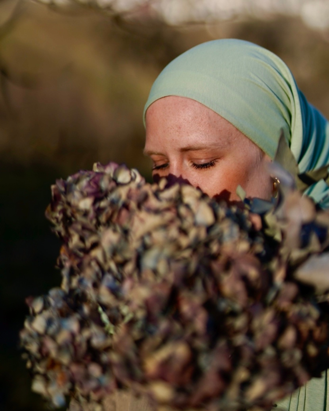 Lightweight jersey hijab "Hava" made from 100% organic cotton - Iced Green