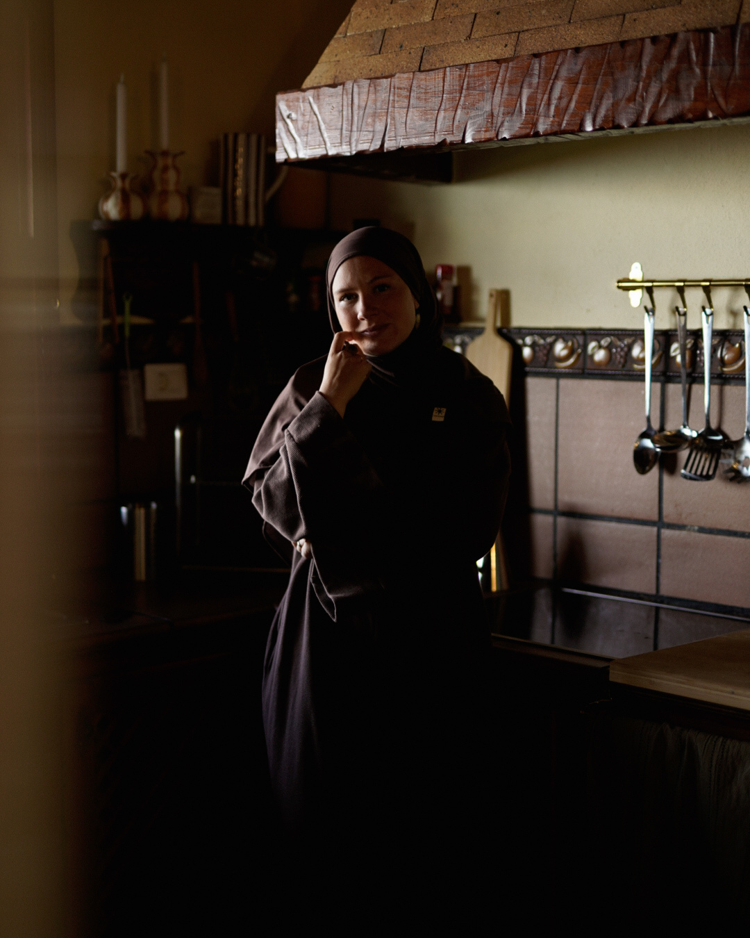 Lightweight jersey hijab "Hava" made from 100% organic cotton (Mousse au Chocolat)