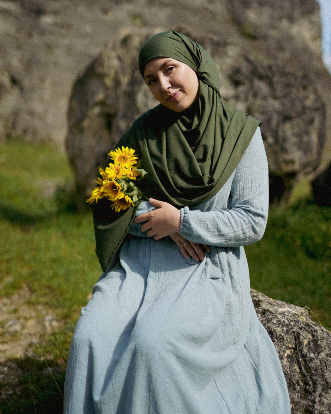 Lightweight jersey hijab "Hava" made from 100% organic cotton (Twilight Green)