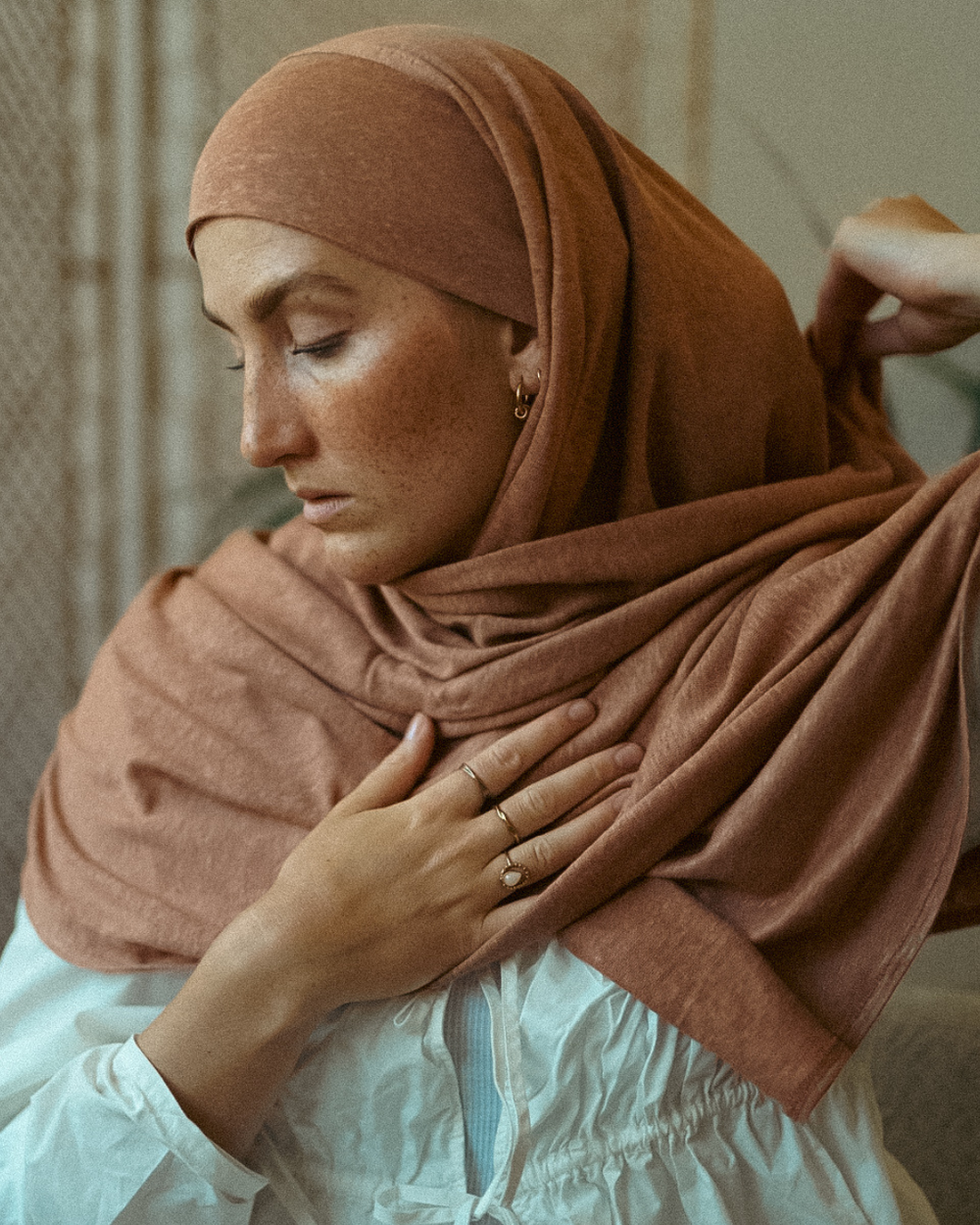Instant Hijab "Leena" - 100% Linen - Lava Mocha