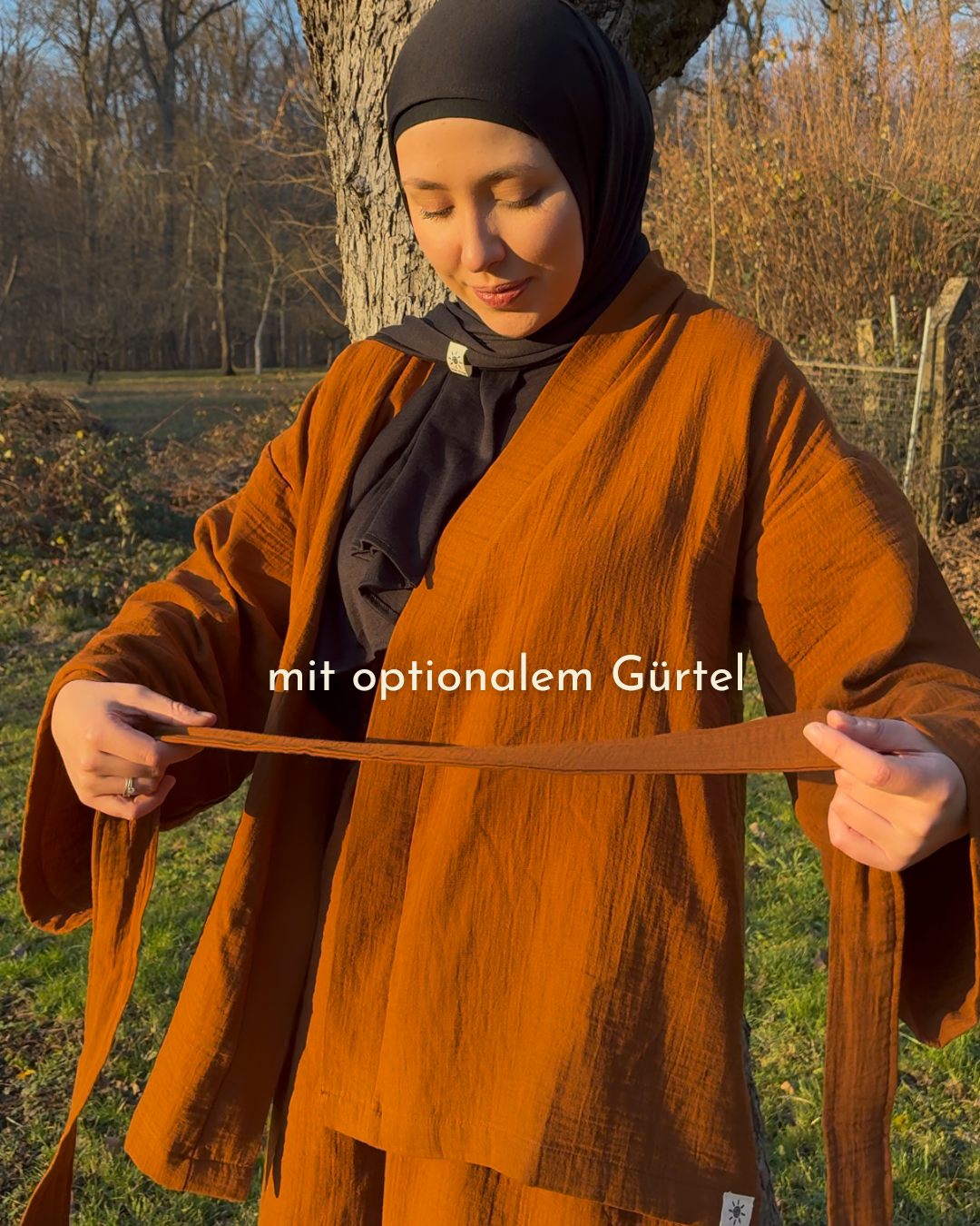 Muslin two-piece set "Juniper" made from organic cotton (caramel)