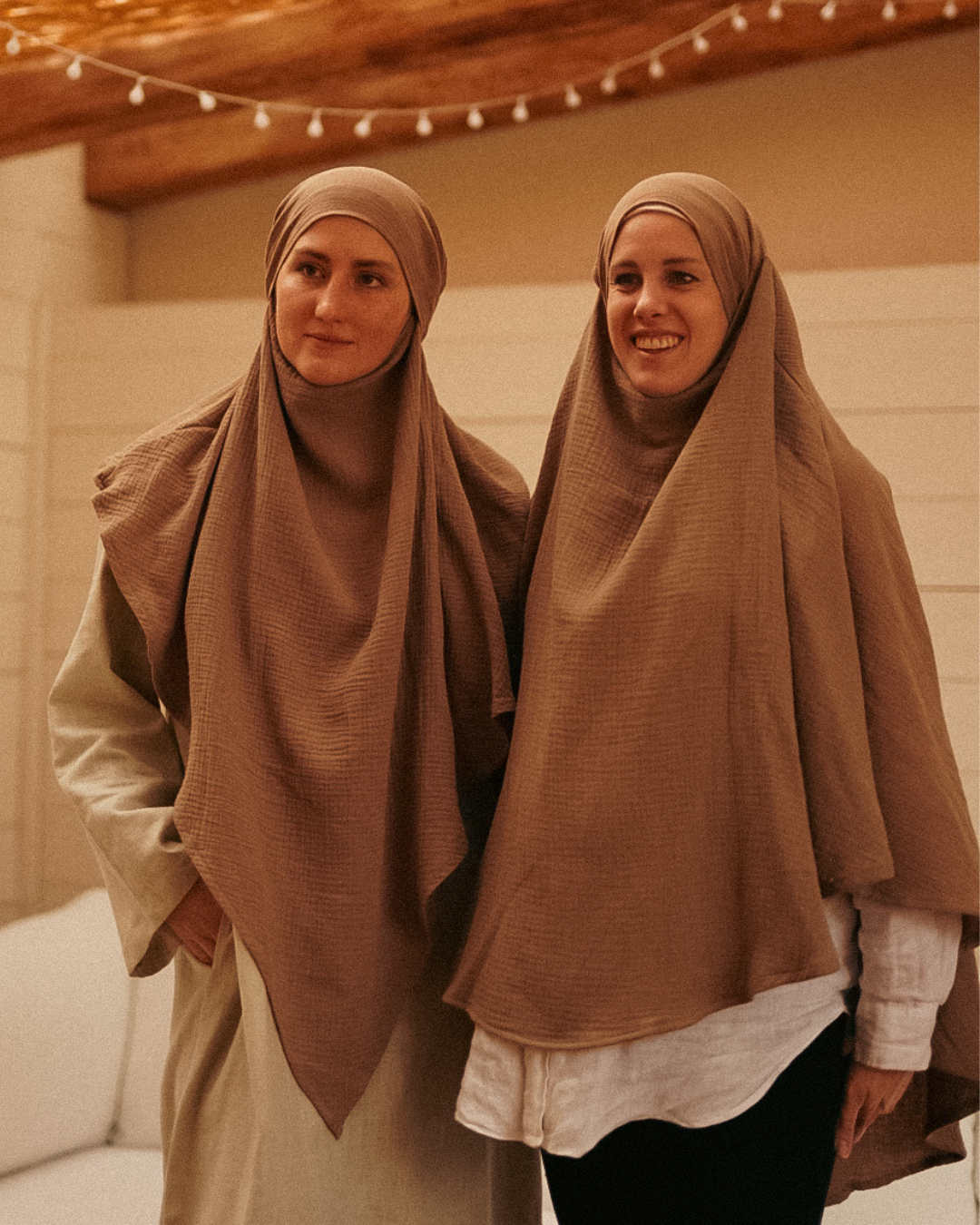 Muslin Khimar made from organic cotton Taupe