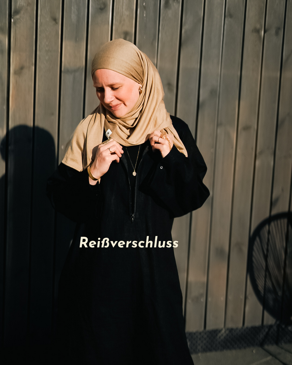 Linen abaya "Alma" with cotton - black