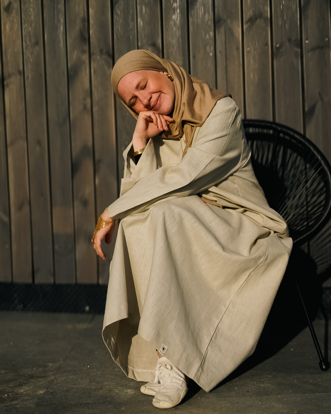 Linen abaya "Alma" with cotton - natural