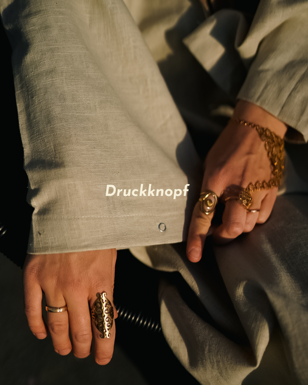 Linen abaya "Alma" with cotton - natural