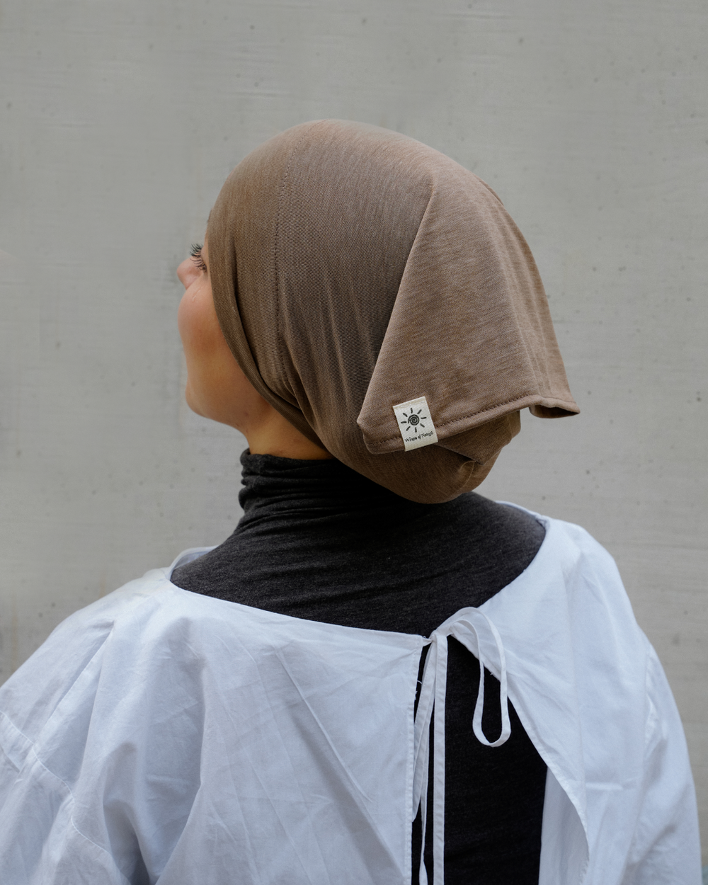 Tube bonnet made of silk and organic cotton "Mariposa" (hazelnut)