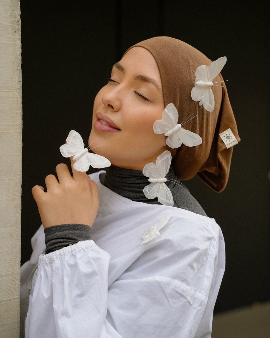 Tubular bonnet made of silk and organic cotton "Mariposa" (Chestnut)