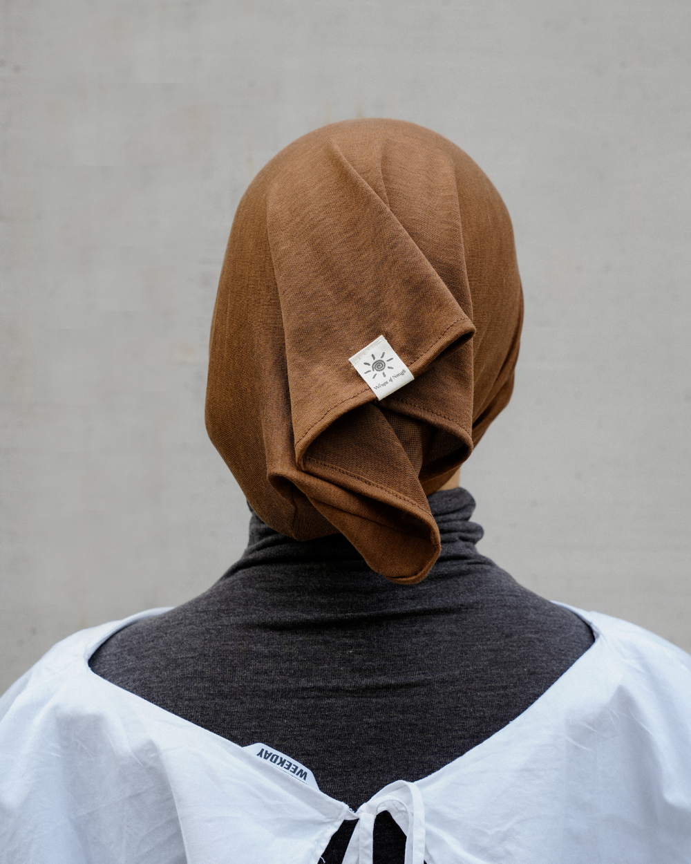 Tubular bonnet made of silk and organic cotton "Mariposa" (Chestnut)