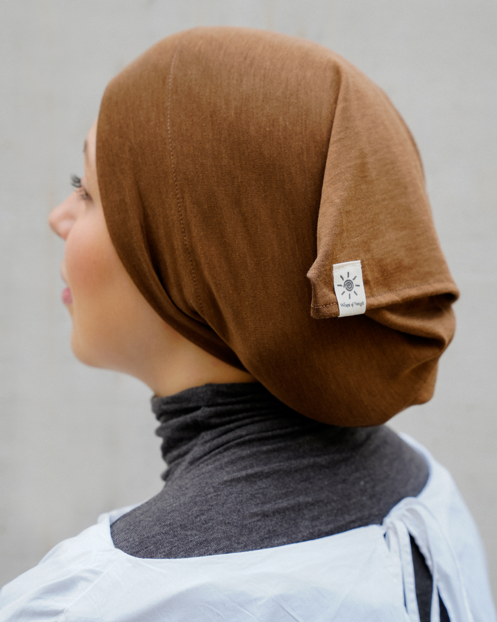 Tubular bonnet made of silk and organic cotton "Mariposa" (Chestnut)