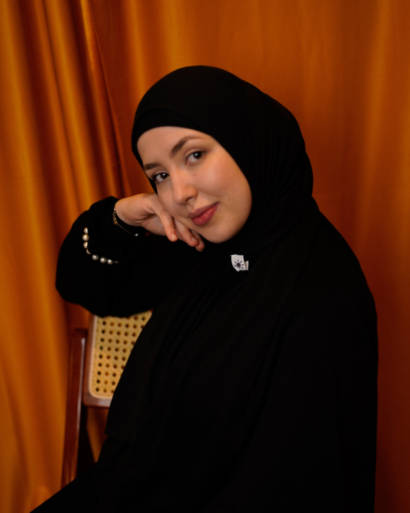 Premium jersey hijab "Mariposa" made of silk and organic cotton (Black)