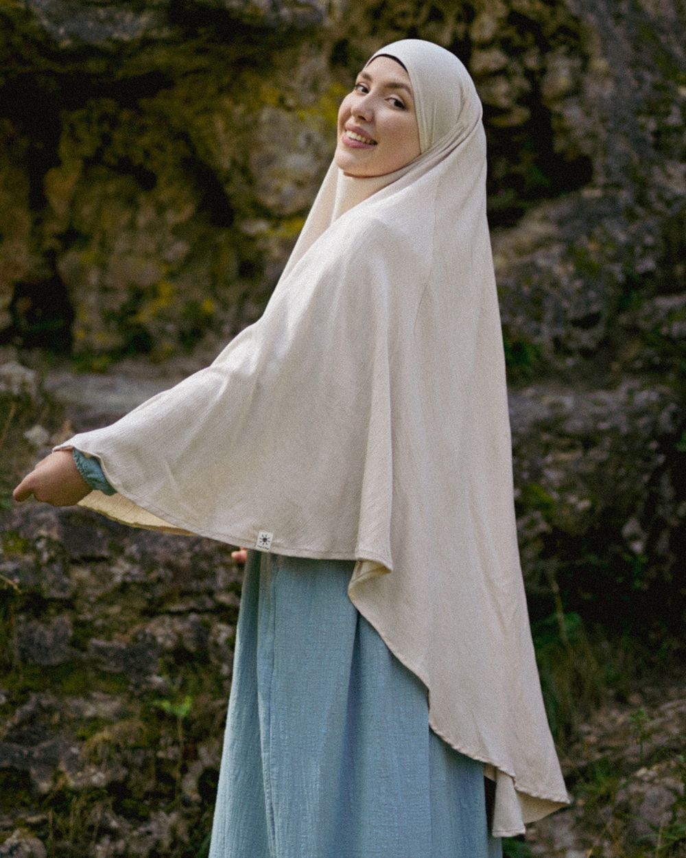 Sandy Crinkle Khimar in viscose and linen (Linen Beige)
