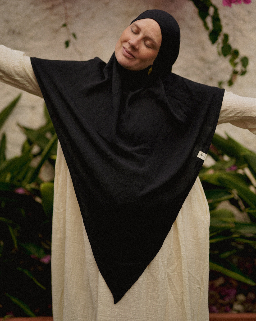 Khimar Sandy in viscose and linen (Black)