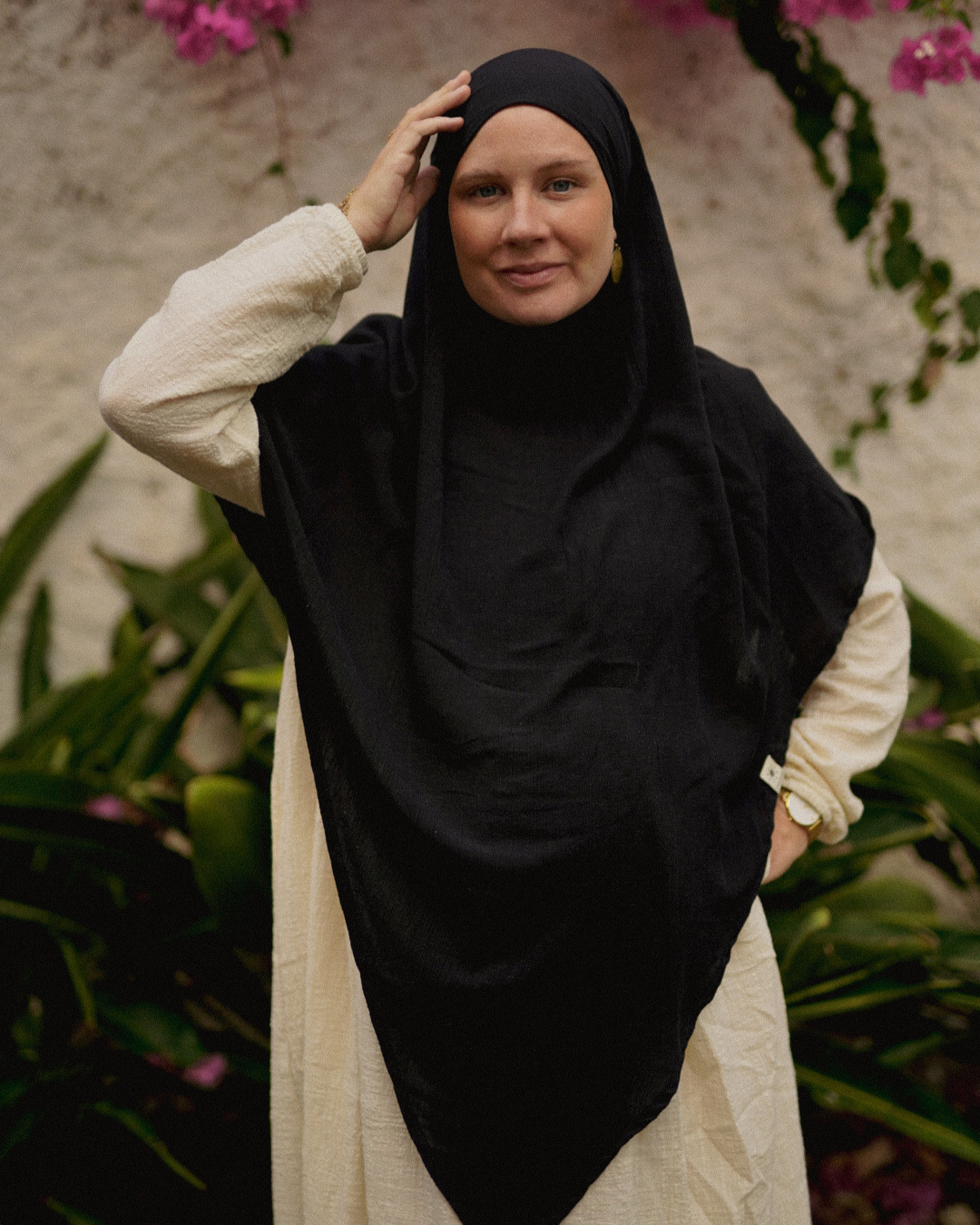 Khimar Sandy in viscose and linen (Black)