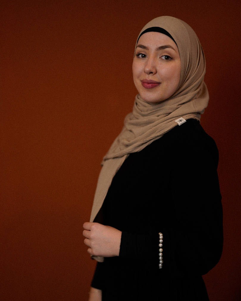 Crinkle chiffon hijab "Sandy" made of viscose and linen (sand)