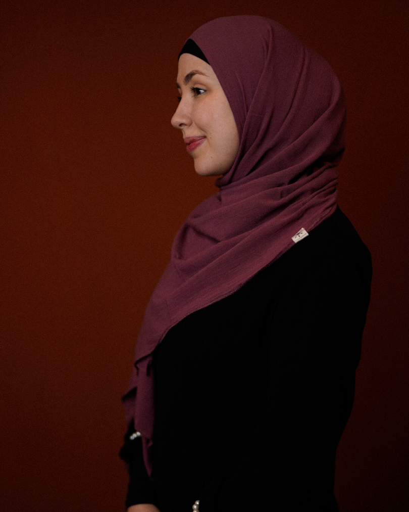 Crinkle chiffon hijab "Sandy" made of viscose and linen (Wildberry)