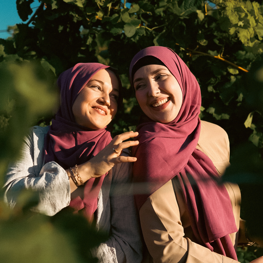 Crinkle chiffon hijab "Sandy" made of viscose and linen (Wildberry)